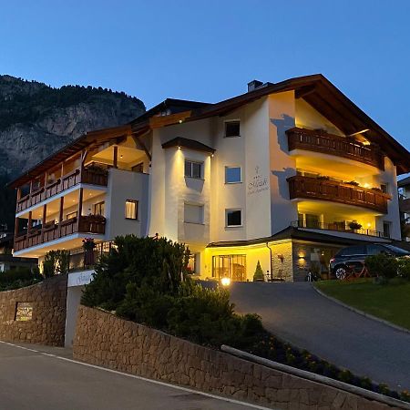 Garni Hotel Mezdi Selva di Val Gardena Luaran gambar